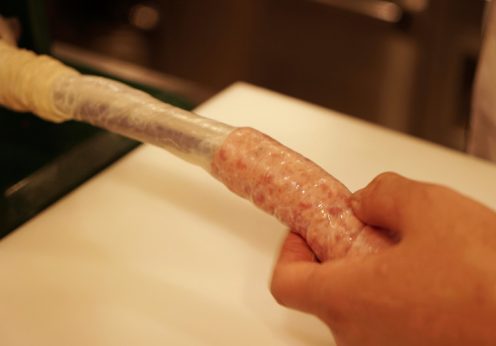 お肉の本来の味が楽しめる遠藤シェフのソーセージ
