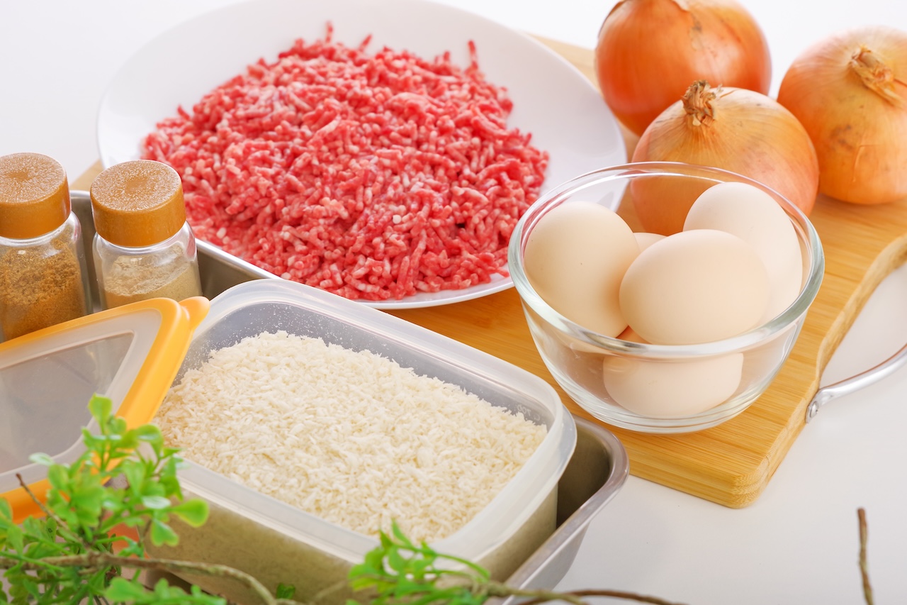 基本的なハンバーグの材料