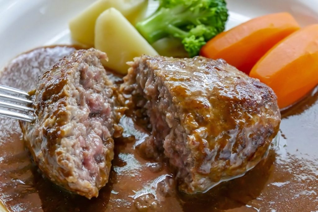 ハンバーグ 肉汁