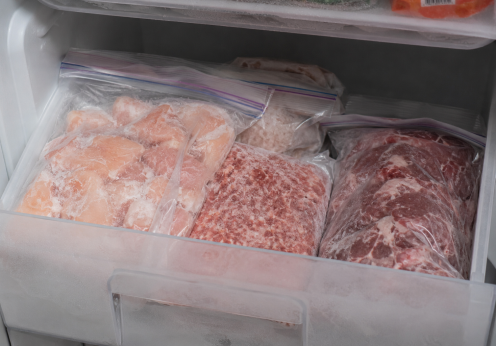 【部位別】肉の冷凍保存期間の目安|2ヶ月・1年経った肉の安全性とおいしく保つコツ